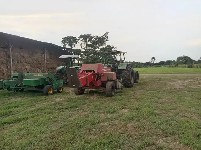 Embaladoras utilizadas en la confección de pacas